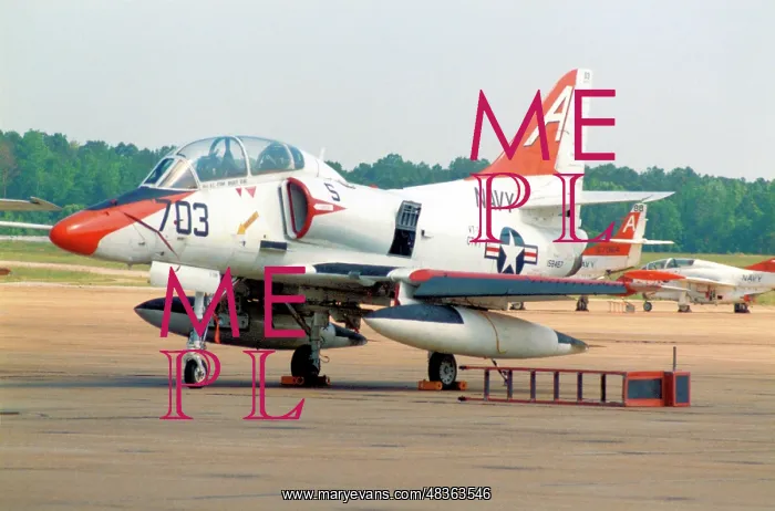 : Douglas TA-4J Skyhawk 158487 : Douglas TA-4J Skyhawk 158487
