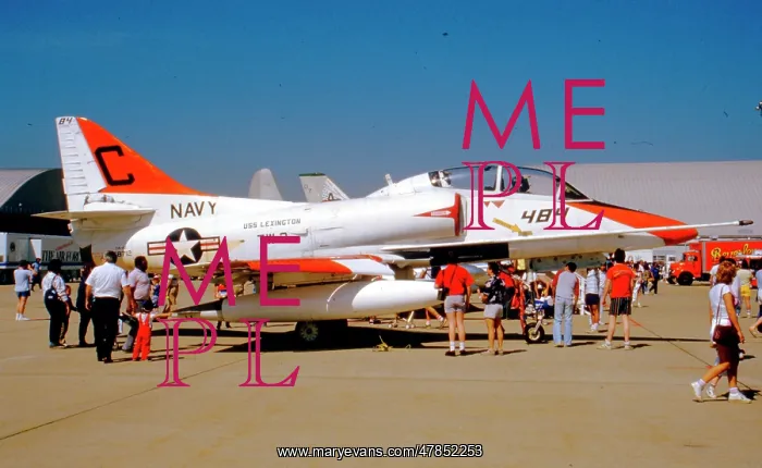 : Douglas TA-4J Skyhawk 158712 : Douglas TA-4J Skyhawk 158712