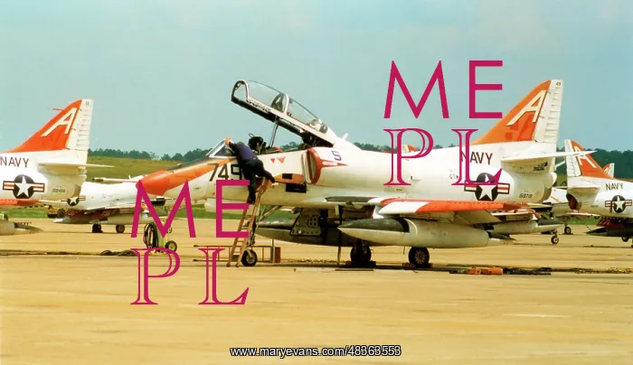 : Douglas TA-4J Skyhawk 158718 : Douglas TA-4J Skyhawk 158718