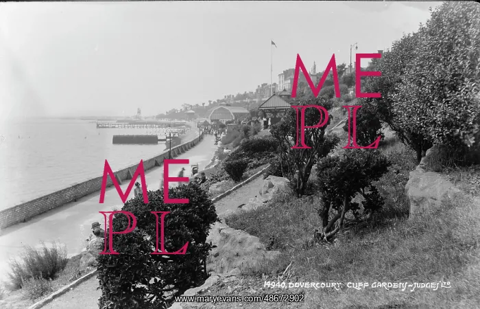 : Dovercourt Cliff Gardens : Dovercourt Cliff Gardens