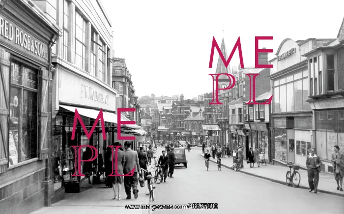  : Dovercourt, High Street c1955