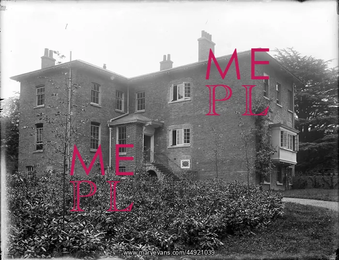 : Dower House in North Cray Road : Dower House in North Cray Road