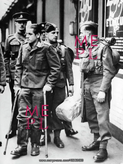 : Downed German airmen, 1940 : Downed German airmen, 1940