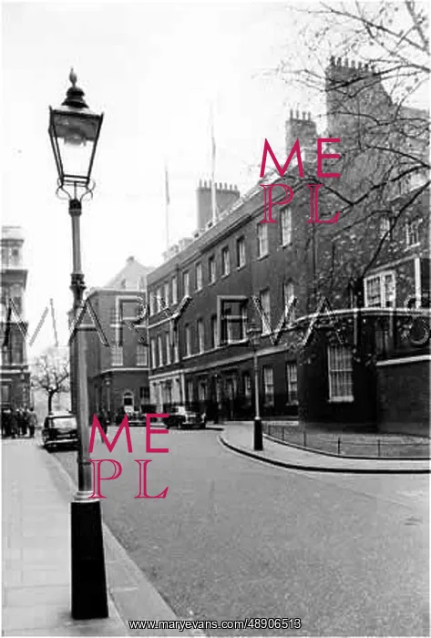 : DOWNING STREET 1960S-70S : DOWNING STREET 1960S-70S