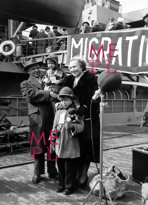 : DPs - Displaced Persons after Second World War : DPs - Displaced Persons after Second World War