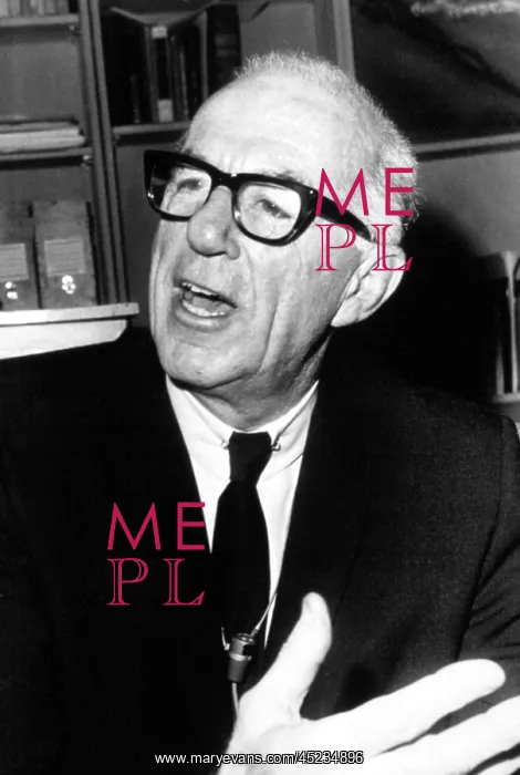 : DR. BENJAMIN SPOCK, 1968. ? : DR. BENJAMIN SPOCK, 1968. ?