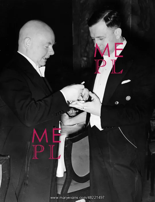 : Dr. Glasmeier and Hans Kriegler, 1940 : Dr. Glasmeier and Hans Kriegler, 1940