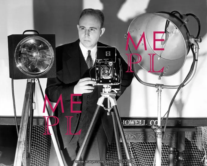 : Dr. Harold Edgarton, of M.I.T. stands behind ? : Dr. Harold Edgarton, of M.I.T. stands behind ?
