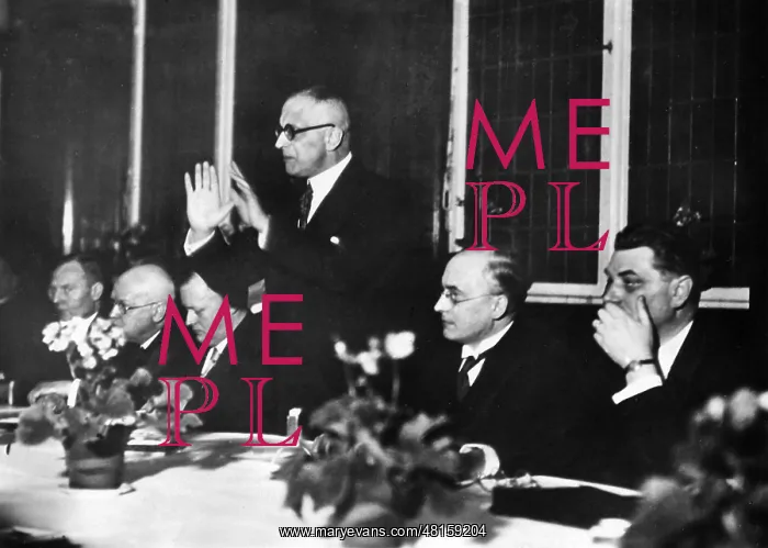 : Dr. Heinrich Bruning : Dr. Heinrich Bruning