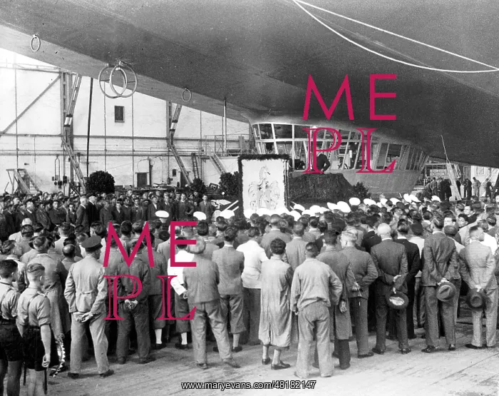: Dr. Hugo Eckener names the Graf Zeppelin II, 1938 : Dr. Hugo Eckener names the Graf Zeppelin II, 1938