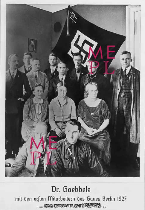 : Dr. Joseph Goebbels with the first co-workers : Dr. Joseph Goebbels with the first co-workers