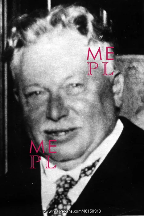 : Dr. Konrad Adenauer : Dr. Konrad Adenauer