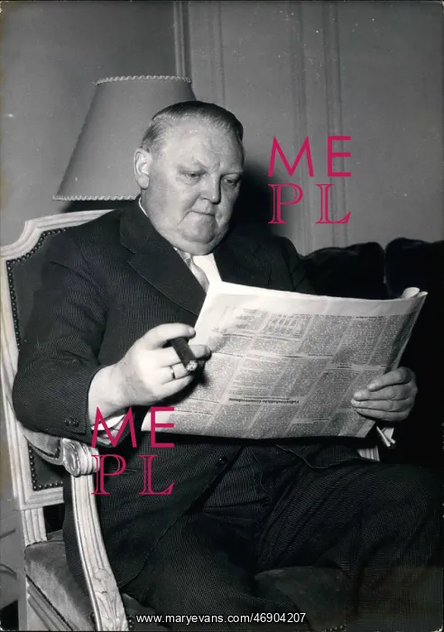 : Dr Ludwig Erhard of Germany, in Paris : Dr Ludwig Erhard of Germany, in Paris