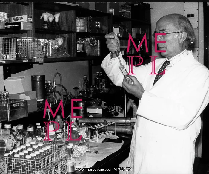 : Dr. Renato Dulbecco : Dr. Renato Dulbecco