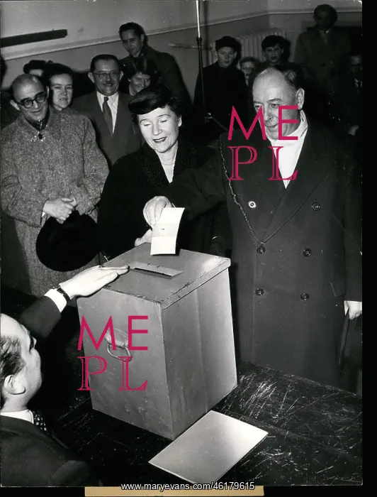: Dr Schreiber, Mayor of Berlin, and wife, casting their votes : Dr Schreiber, Mayor of Berlin, and wife, casting their votes