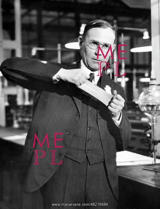 : Dr. W. H. Carouthers : Dr. W. H. Carouthers