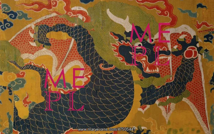 : Dragon in Flight – amongst clouds : Dragon in Flight – amongst clouds