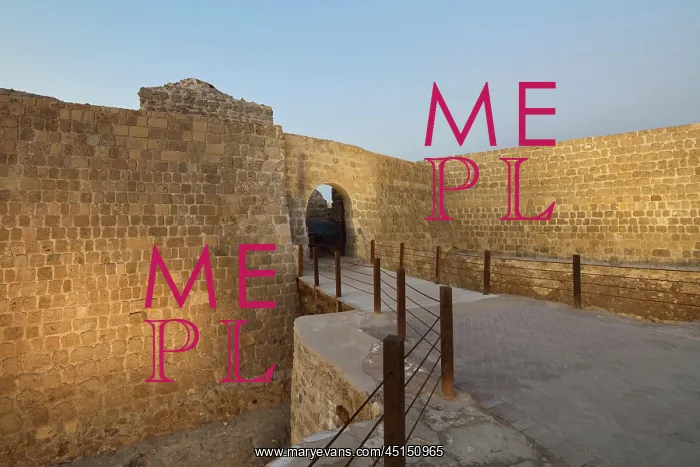 : Drawbridge, Qal'at al-Bahrain, Bahrain : Drawbridge, Qal'at al-Bahrain, Bahrain