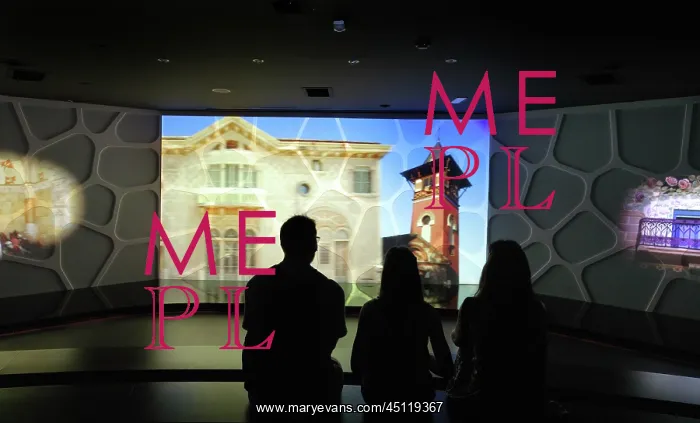 : Dreams of Modernism presentation, Gaudi Centre : Dreams of Modernism presentation, Gaudi Centre