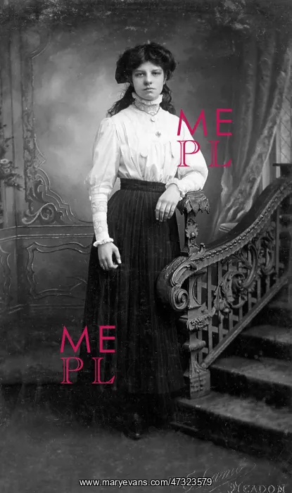 : DRESS & BLOUSE C.1905 : DRESS & BLOUSE C.1905
