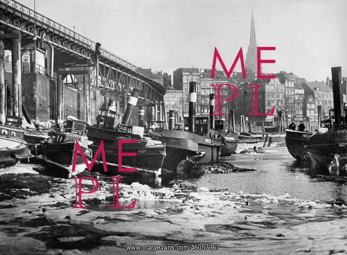  : Dried-out Elbe-riverbed