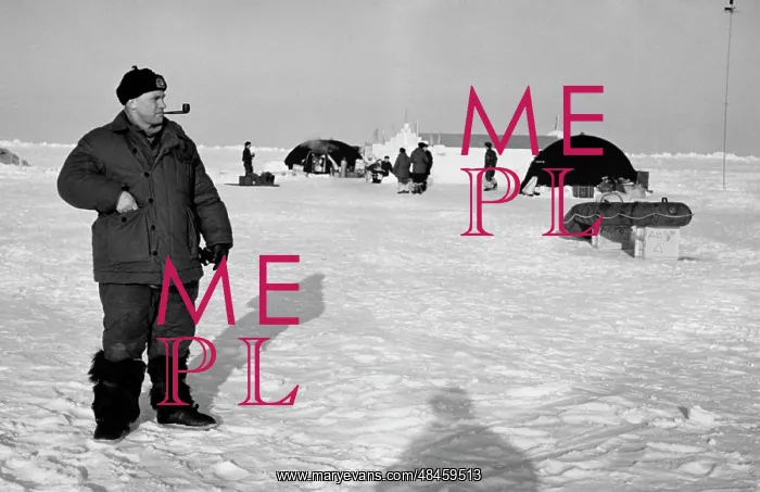 : Drifting scientific station North pole-3 : Drifting scientific station North pole-3