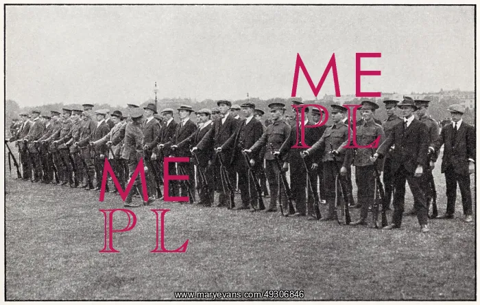 : Drilling recuits in Hyde Park WWI : Drilling recuits in Hyde Park WWI