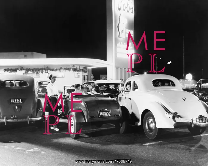 : Drive-In Restaurant : Drive-In Restaurant
