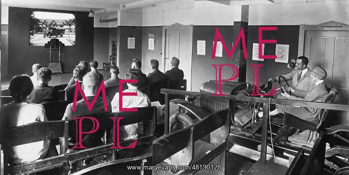 : Driving school in Berlin, 1926 : Driving school in Berlin, 1926