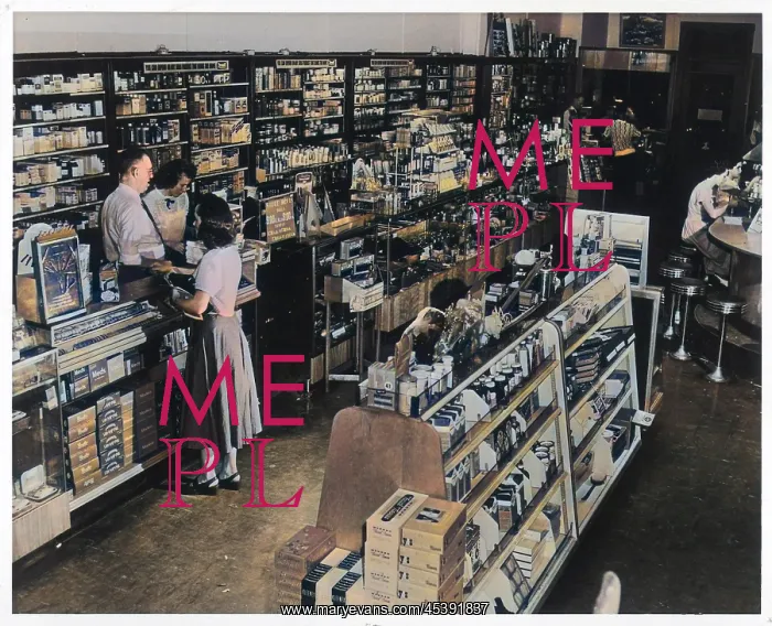 : Drugstore - circa 1950 : Drugstore - circa 1950