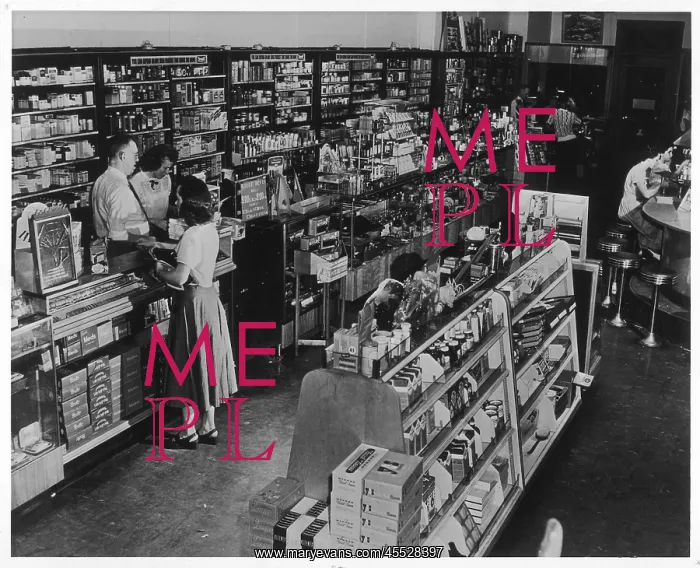 : Drugstore - circa 1950 : Drugstore - circa 1950