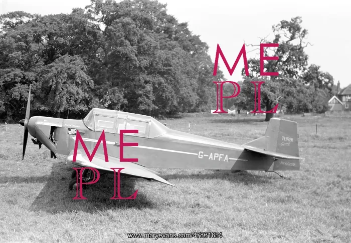 : Druine D.52 Turbi G-APFA : Druine D.52 Turbi G-APFA