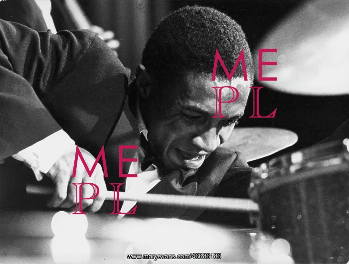 : The drummer of the Duke Ellington band : The drummer of the Duke Ellington band