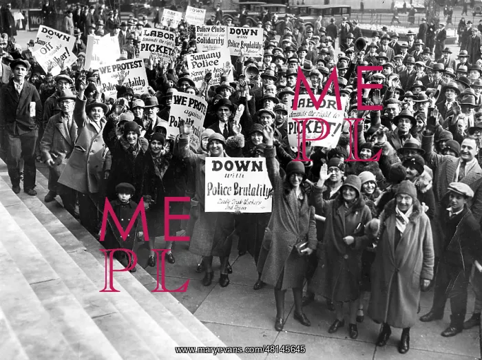 : Dry goods workers strike in New York, 1929 : Dry goods workers strike in New York, 1929