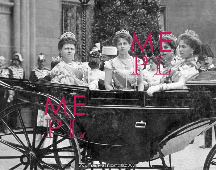 : Duchess Marie of Coburg-Gotha with her three : Duchess Marie of Coburg-Gotha with her three