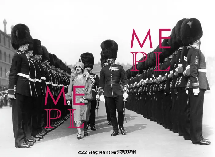 : Duchess of York reviewing troops : Duchess of York reviewing troops