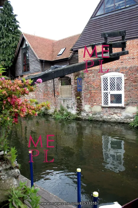 : Ducking Stool, River Stour, Canterbury : Ducking Stool, River Stour, Canterbury