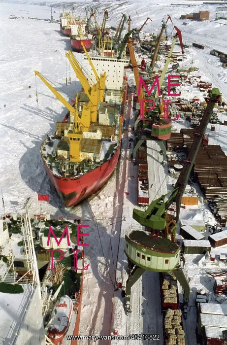 : Dudinka seaport, 1988 : Dudinka seaport, 1988