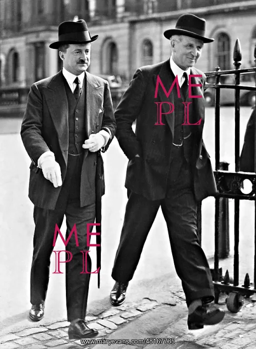 : Duff Cooper and Sir Harold Brown, 1938 : Duff Cooper and Sir Harold Brown, 1938