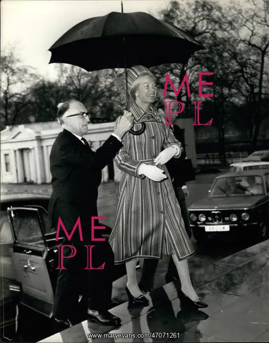 : Duke and Duchess of Kent arriving at a wedding : Duke and Duchess of Kent arriving at a wedding