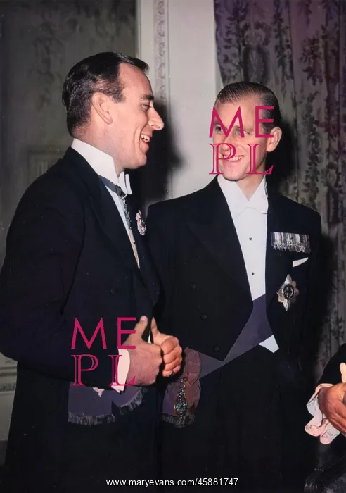 : The Duke of Edinburgh with Earl Mountbatten : The Duke of Edinburgh with Earl Mountbatten