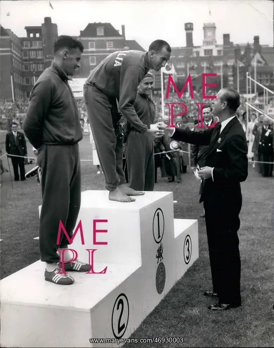: Duke of Edinburgh at Empire Games, Cardiff : Duke of Edinburgh at Empire Games, Cardiff