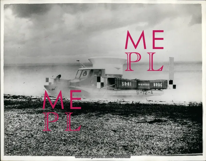 : Duke of Edinburgh in hovercraft, Isle of Wight : Duke of Edinburgh in hovercraft, Isle of Wight