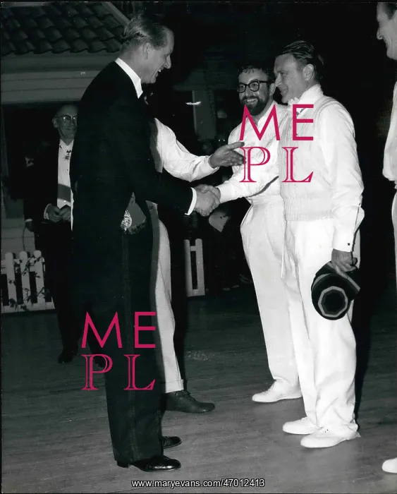 : Duke of Edinburgh, John Mills and Peter Sellers : Duke of Edinburgh, John Mills and Peter Sellers