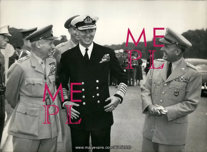 : Duke of Edinburgh with Montgomery and Gruenther : Duke of Edinburgh with Montgomery and Gruenther