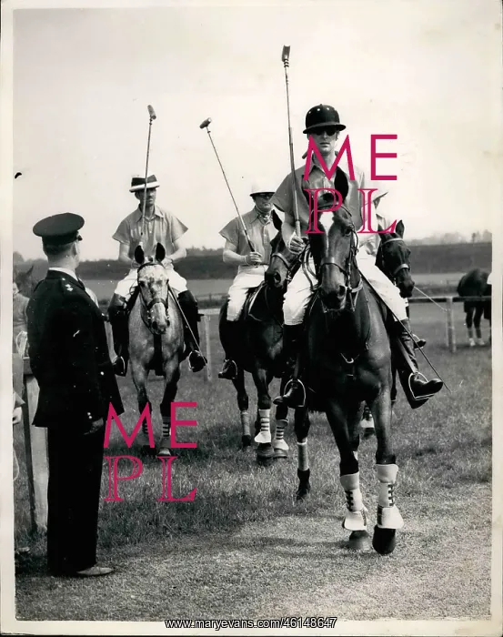 : Duke of Edinburgh on polo pony, Cowdray Park : Duke of Edinburgh on polo pony, Cowdray Park