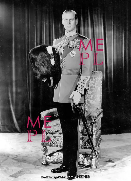 : Duke of Edinburgh in uniform of Welsh Guards : Duke of Edinburgh in uniform of Welsh Guards