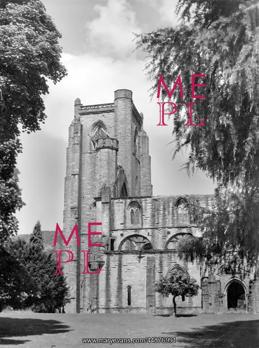 : DUNKELD CATHEDRAL : DUNKELD CATHEDRAL