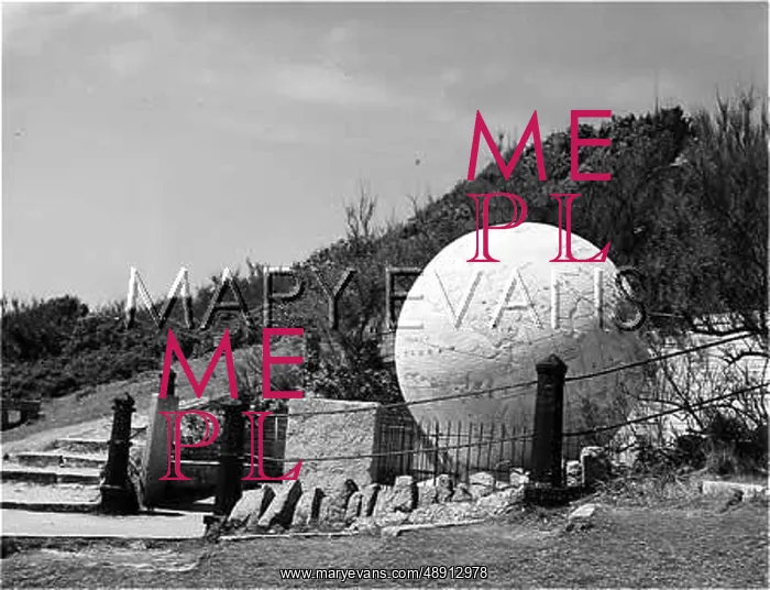 : DURLSTON GREAT GLOBE : DURLSTON GREAT GLOBE