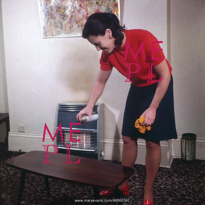 : DUSTING A COFFEE TABLE : DUSTING A COFFEE TABLE